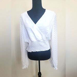 NWOT Laundry by Shelli Segal large white long sleeve top, elegant classic